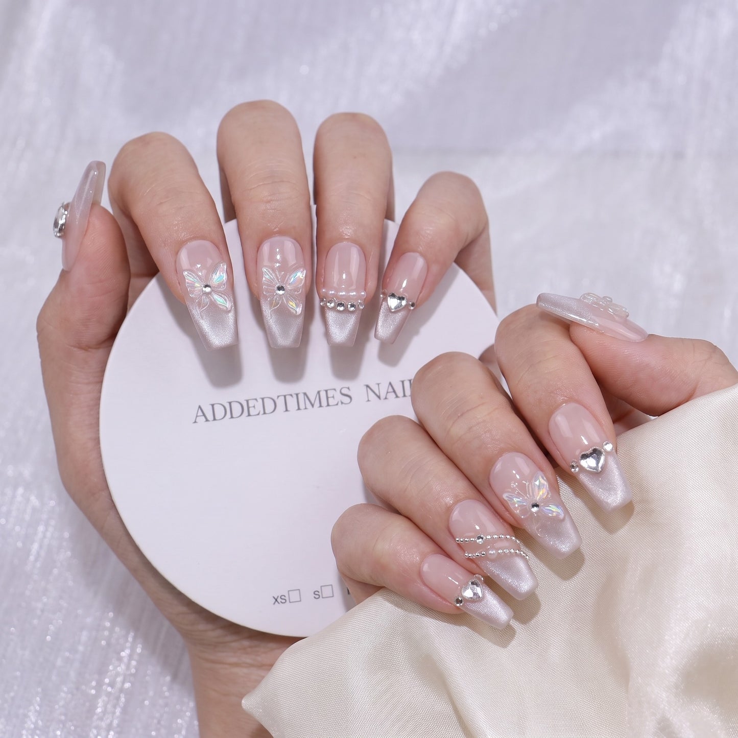 K-BEAUTY BLUSH BLOSSOM PRESS-ON NAILS